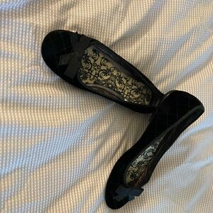 Elegant Black Women's Flats by Delmar